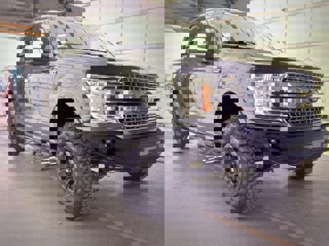 Used 2020 Ford F150 Lariat image 12