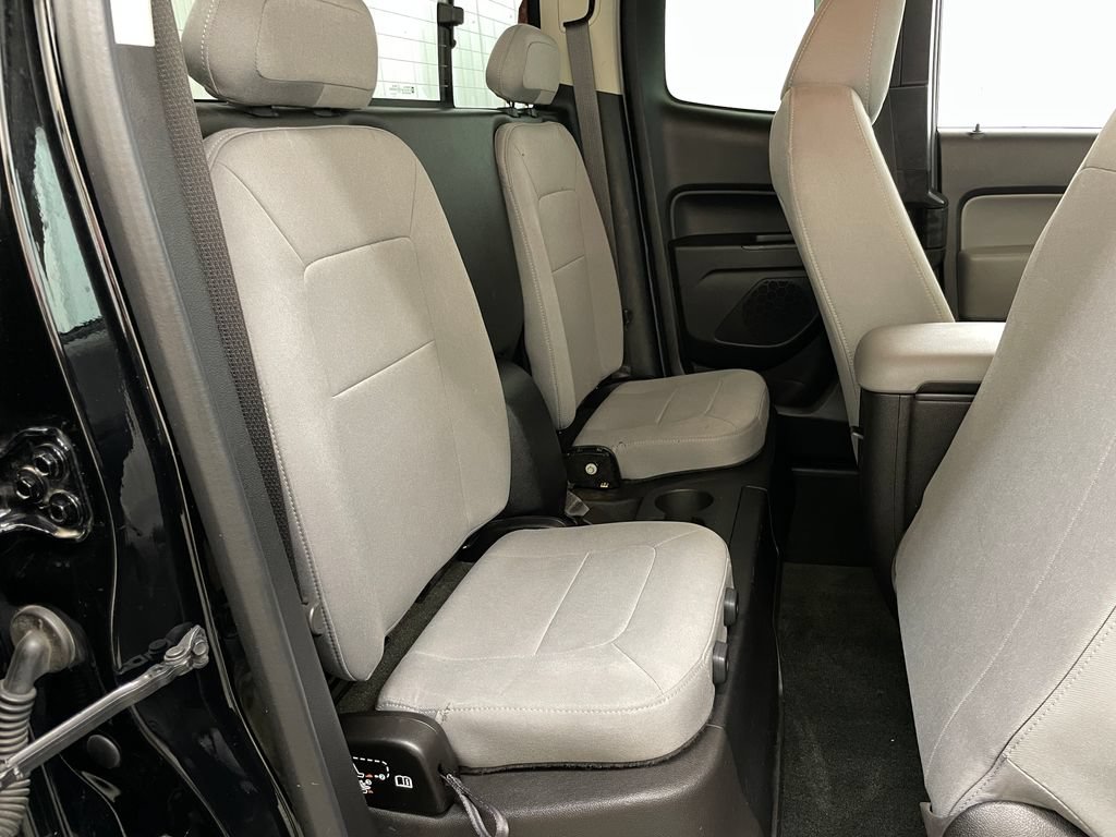 Used 2016 Chevrolet Colorado LT w/ LT Convenience Package AWD/4WD image 40