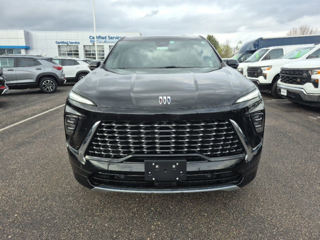 Used 2025 Buick Enclave Avenir w/ Super Cruise Package image 2