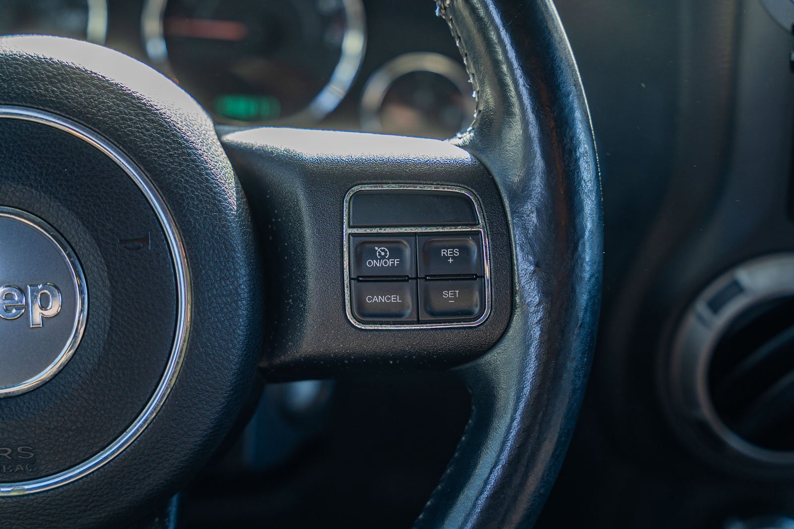 Used 2013 Jeep Wrangler Unlimited Sport w/ Connectivity Group image 28