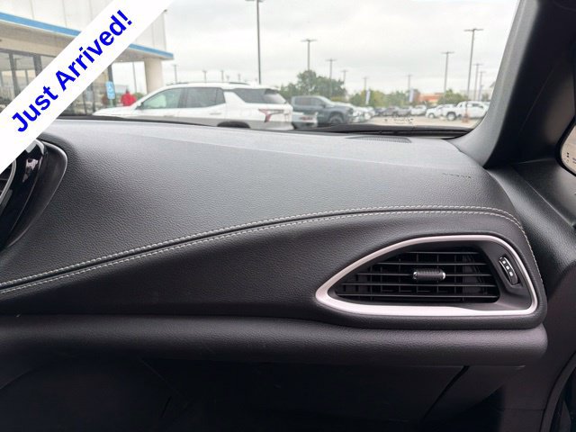 Used 2026 Chrysler Pacifica Select FWD image 18
