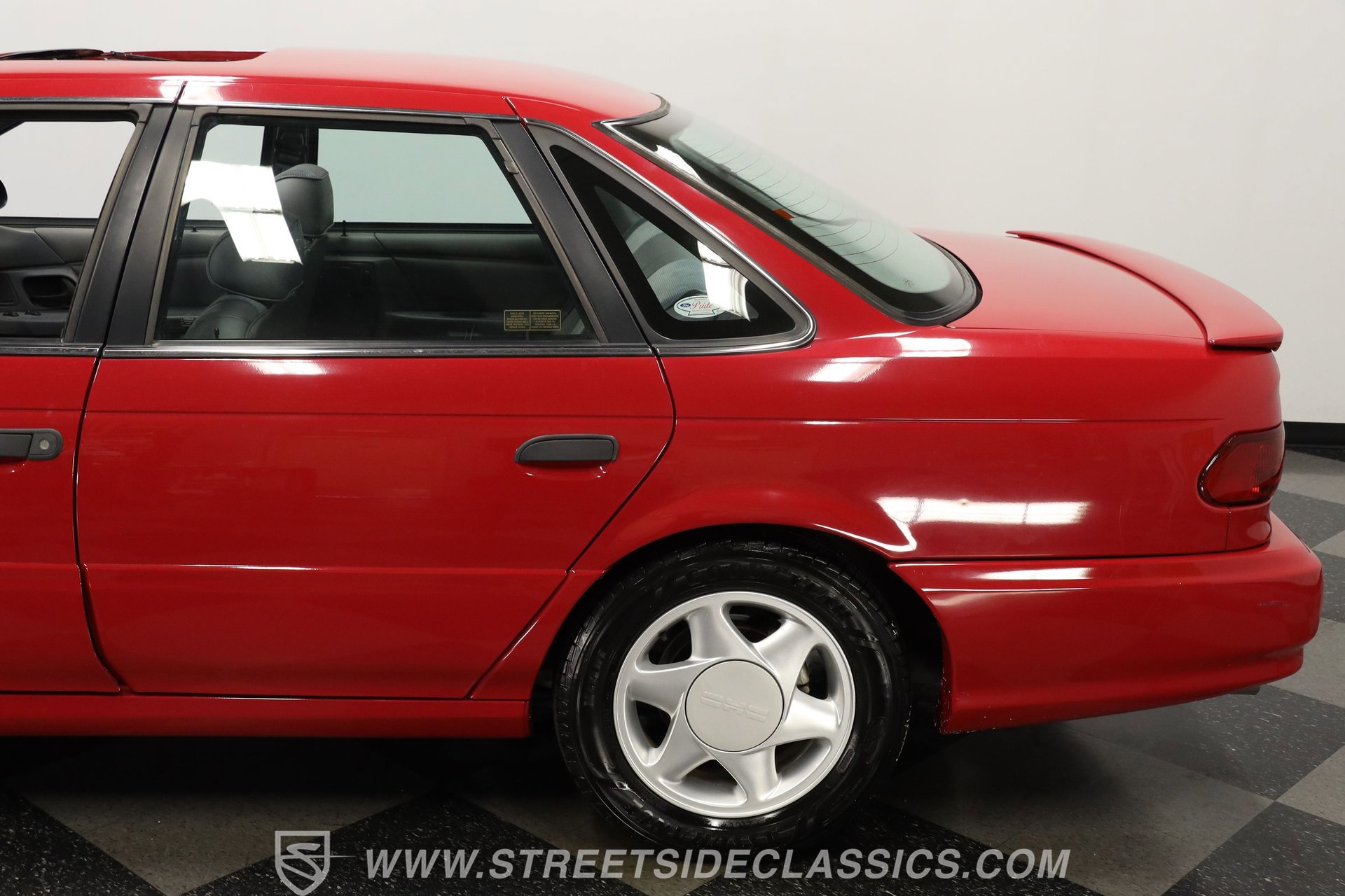 Used 1993 Ford Taurus SHO image 23