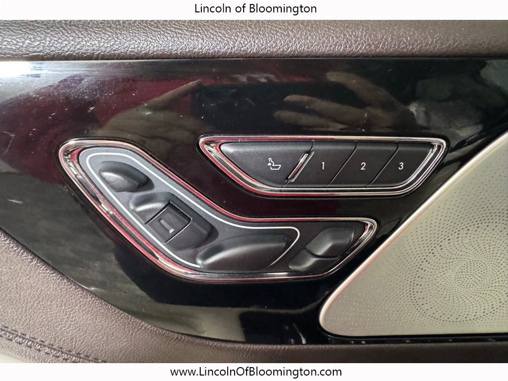 Used 2022 Lincoln Aviator Black Label Grand Touring w/ Class IV Trailer Tow Package AWD/4WD image 36