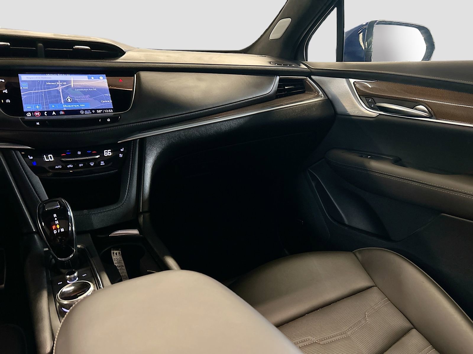 Used 2024 Cadillac XT5 Sportv w/ Platinum Package image 25