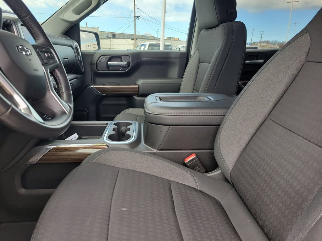 Certified 2021 Chevrolet Silverado 1500 RST image 19
