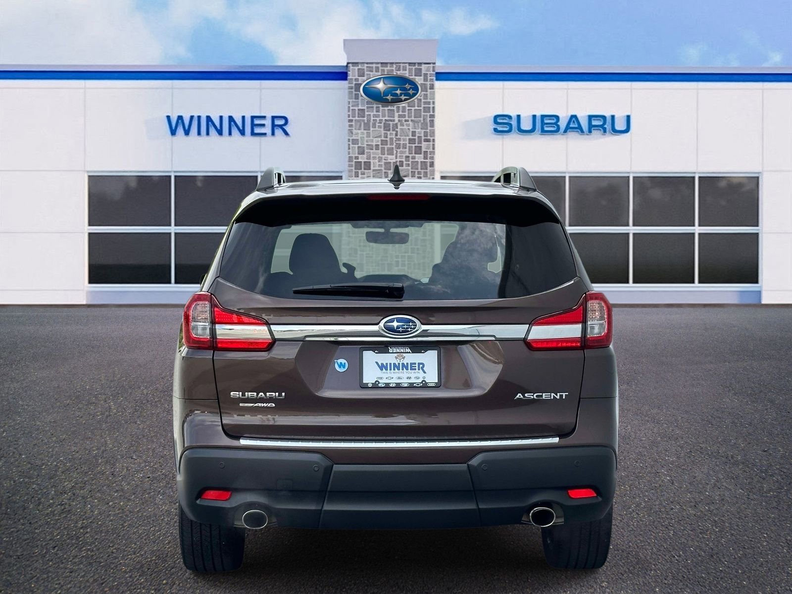 Used 2021 Subaru Ascent Premium w/ Sport Package AWD/4WD image 4