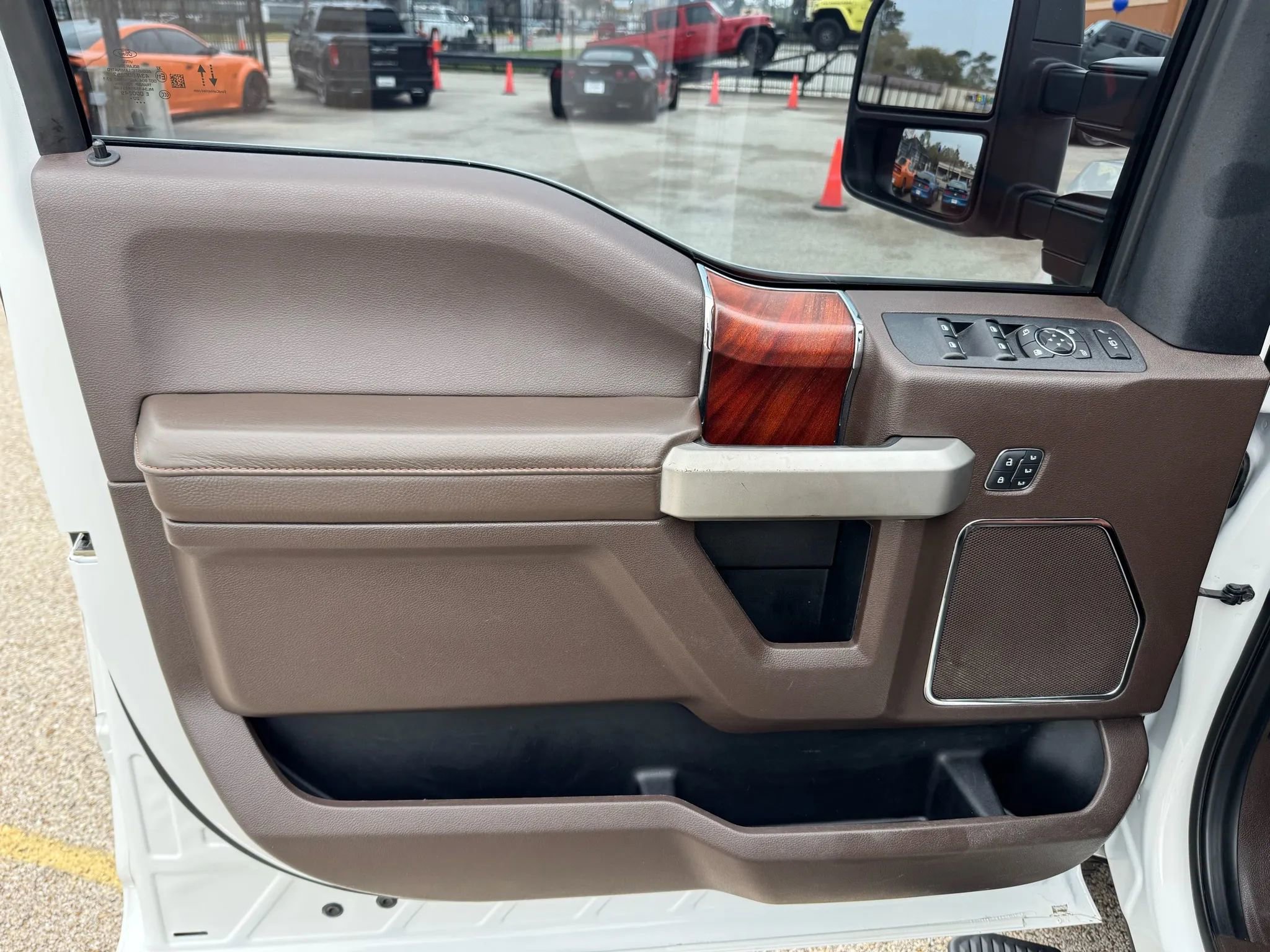 Used 2021 Ford F250 King Ranch w/ King Ranch Ultimate Package AWD/4WD image 18
