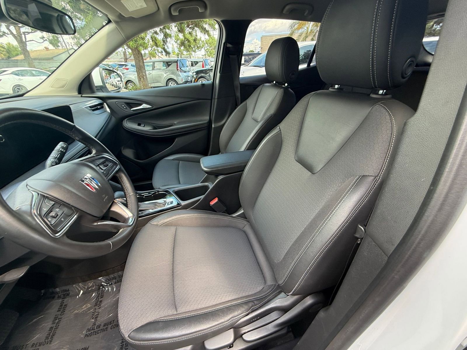 Used 2025 Buick Encore GX Preferred image 24