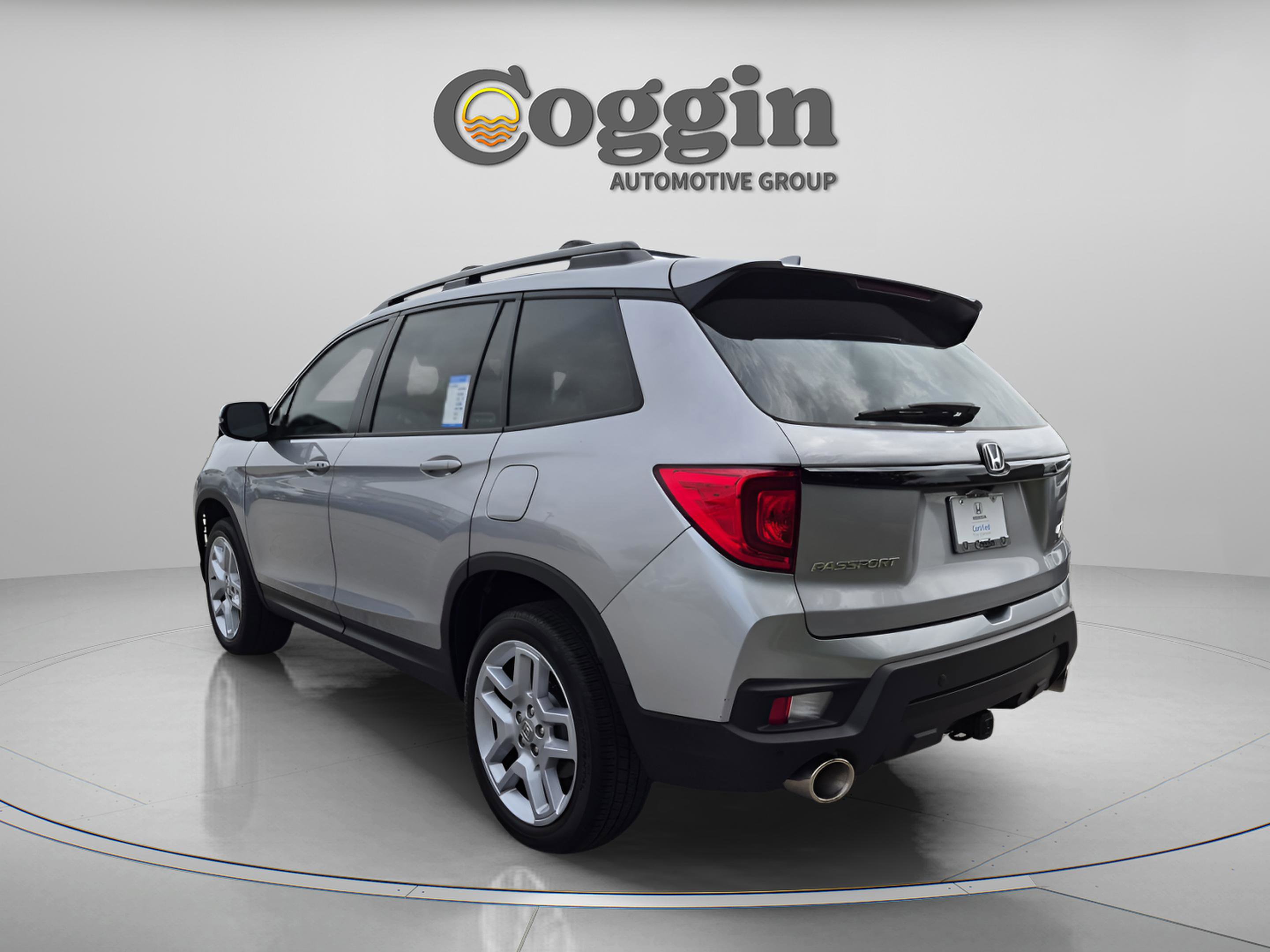 Certified 2025 Honda Passport EX-L image 4