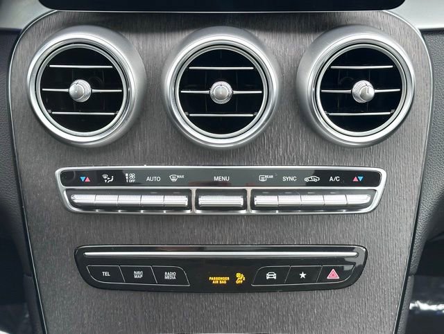 Used 2021 Mercedes-Benz GLC 300 4MATIC image 23