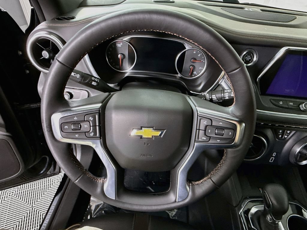 Used 2019 Chevrolet Blazer Premier w/ Driver Confidence II Package AWD/4WD image 21