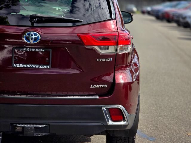 Used 2017 Toyota Highlander Limited Platinum AWD/4WD image 9