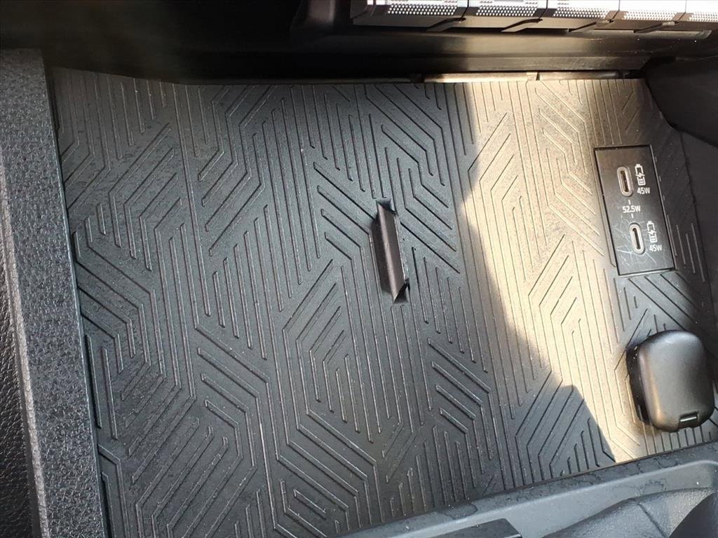 Used 2024 Toyota Tacoma TRD Off-Road image 16