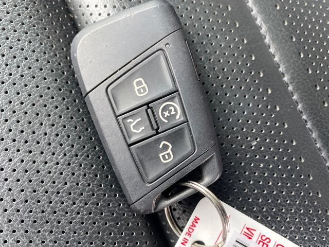 Used 2023 Volkswagen Atlas SEL Premium AWD/4WD image 23