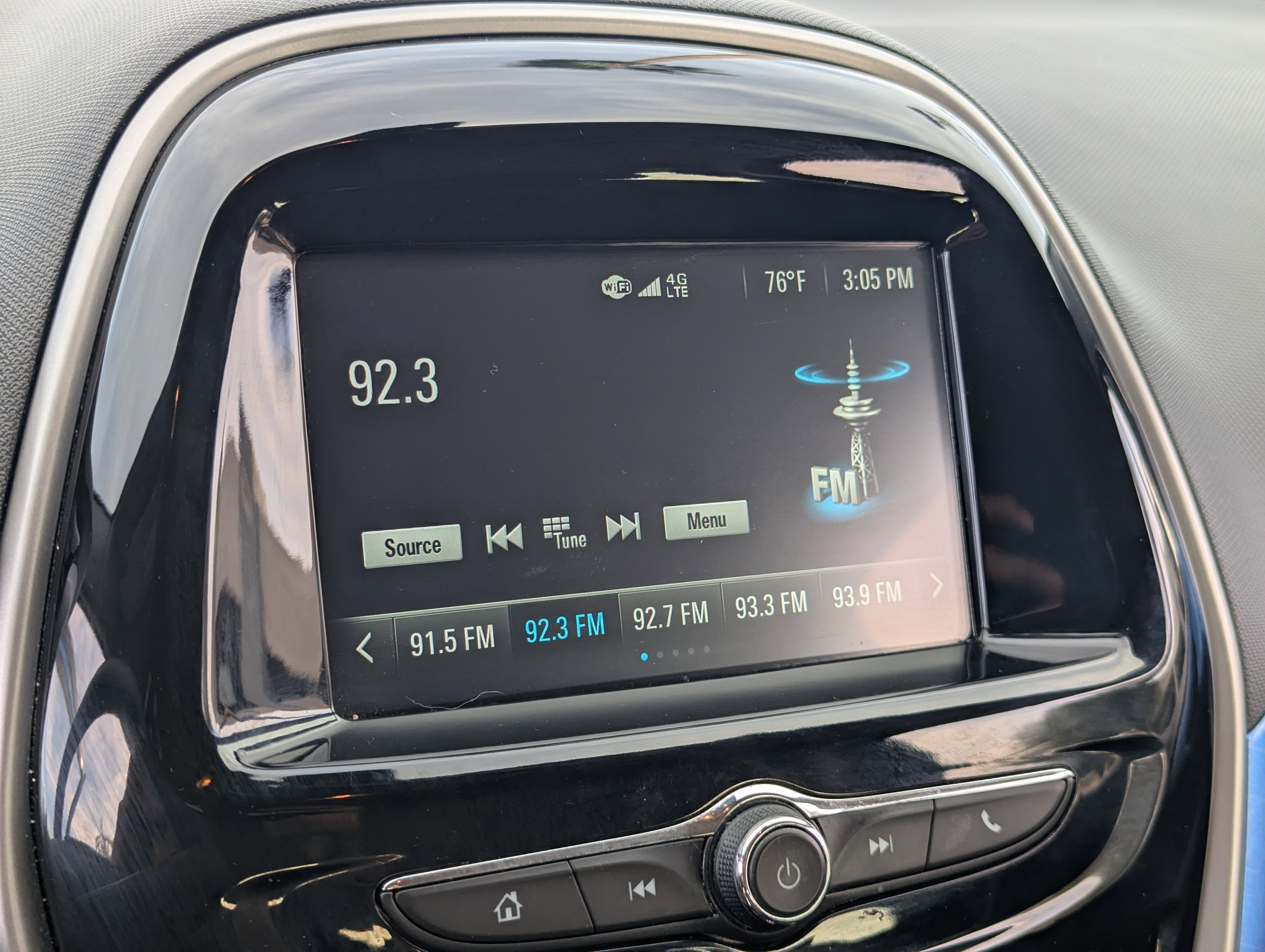 Used 2018 Chevrolet Spark LT image 24