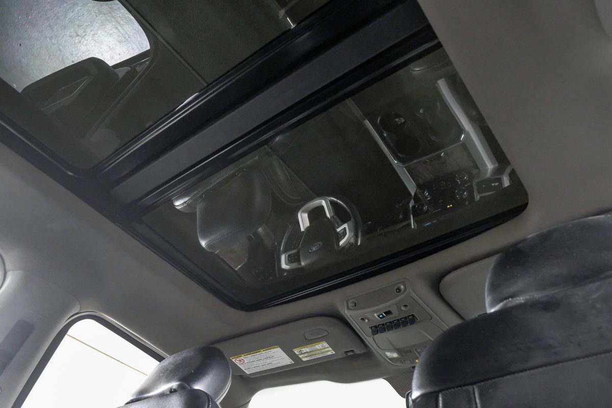 Used 2019 Ford F250 Lariat w/ Lariat Ultimate Package image 23