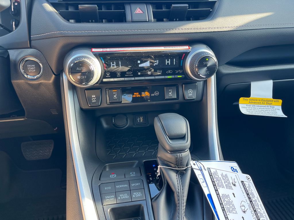 New 2025 Toyota RAV4 XLE image 18