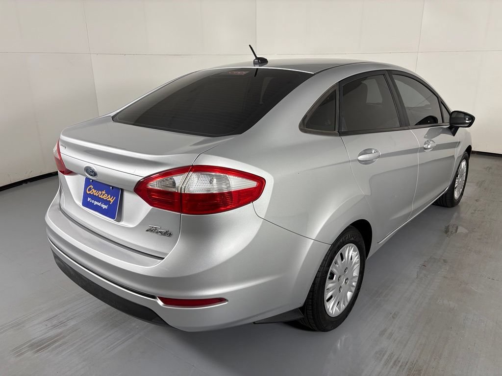 Used 2015 Ford Fiesta S FWD image 8
