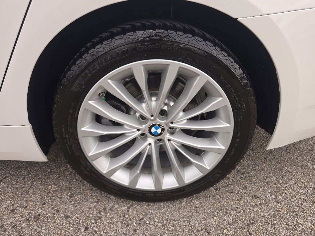 Used 2021 BMW 530i w/ Convenience Package RWD image 9