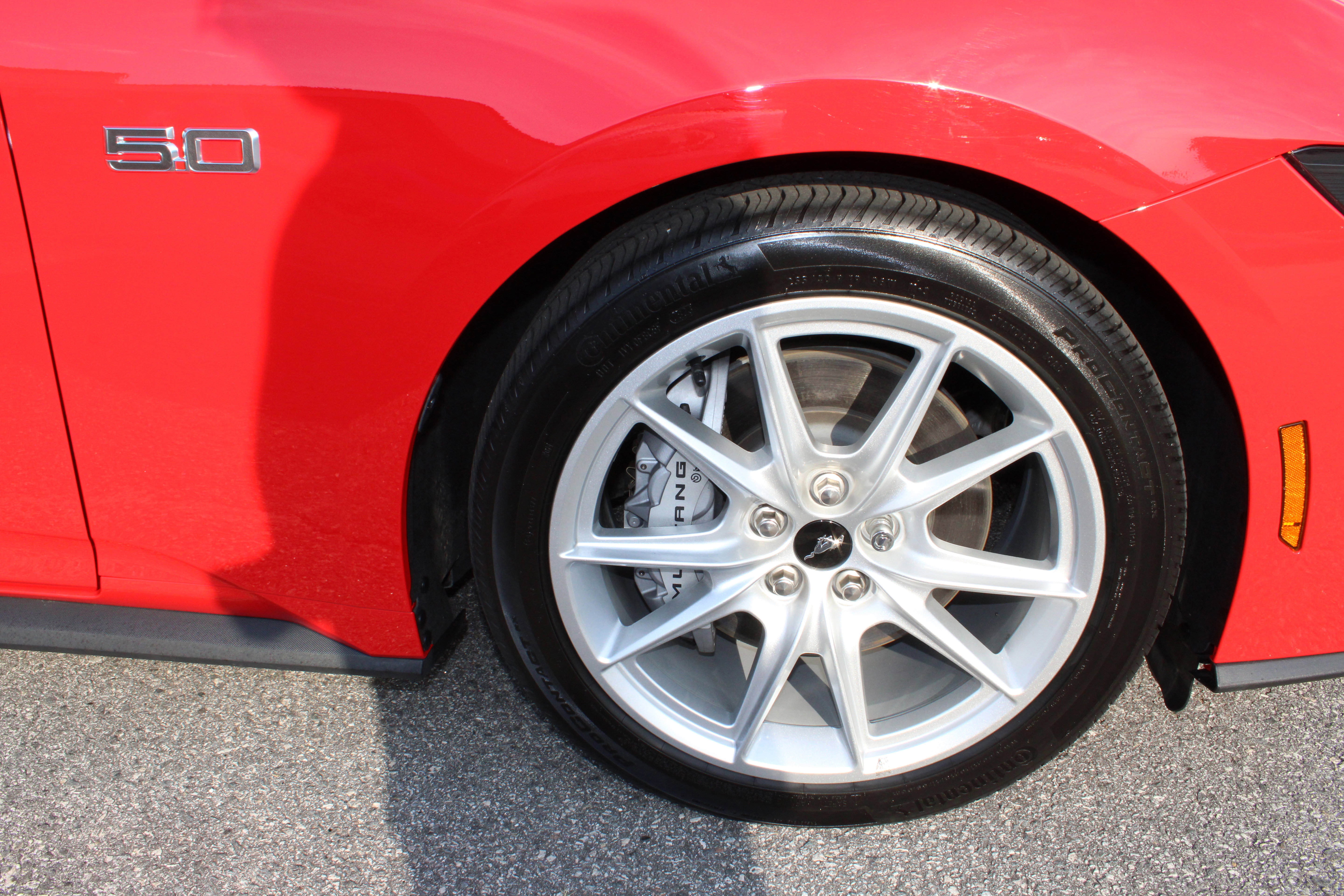 Used 2024 Ford Mustang GT Premium image 9