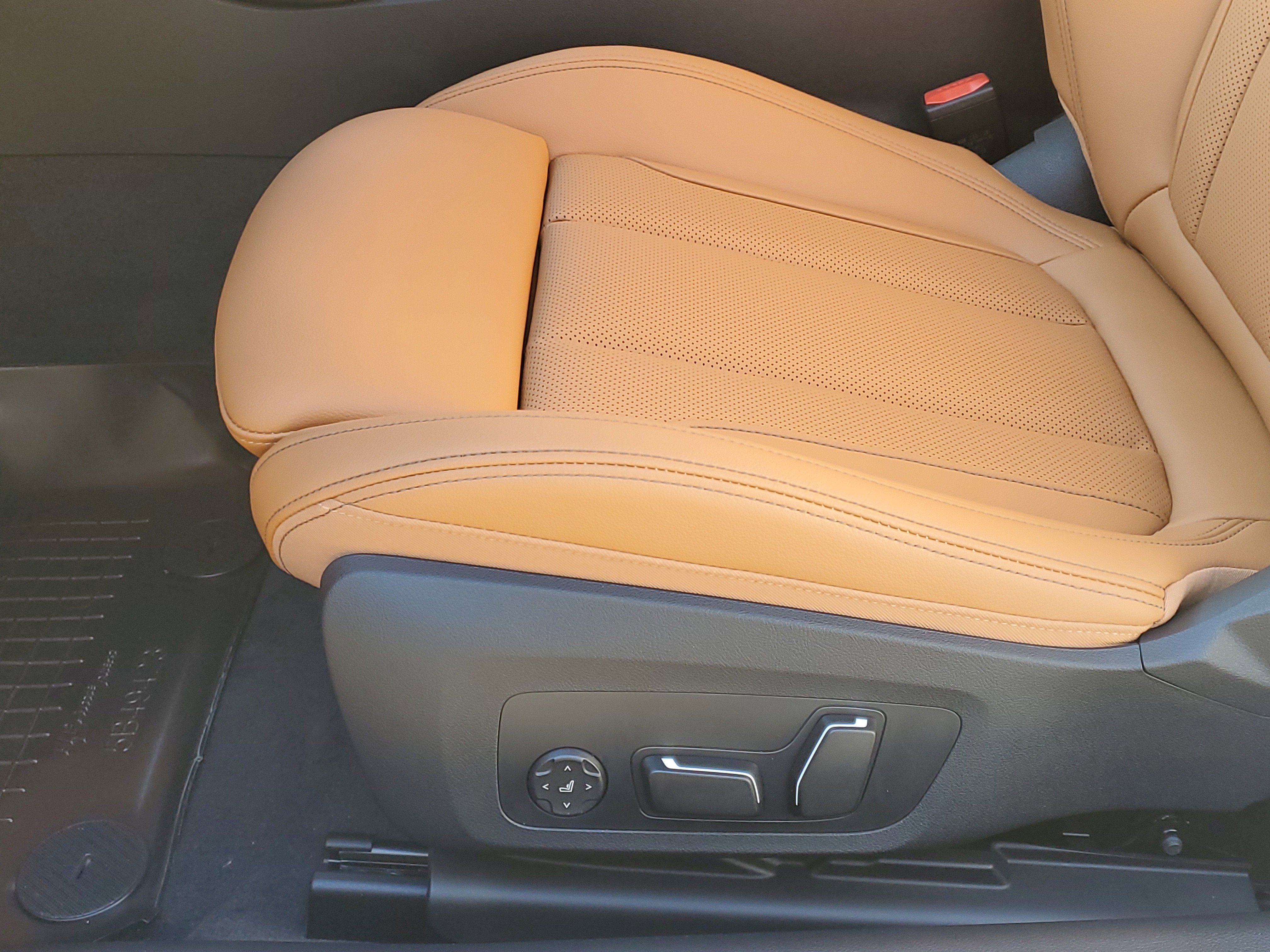 New 2026 BMW 440i xDrive Convertible w/ Premium Package image 8