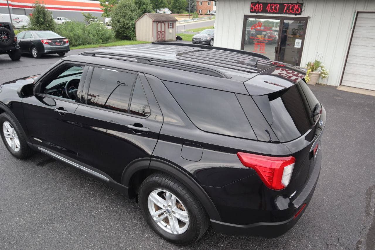 Used 2020 Ford Explorer XLT AWD/4WD image 24
