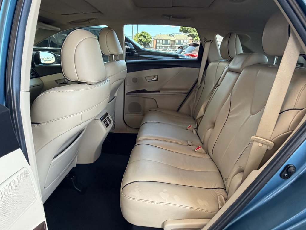 Used 2012 Toyota Venza Limited w/ Tow Pkg AWD/4WD image 21