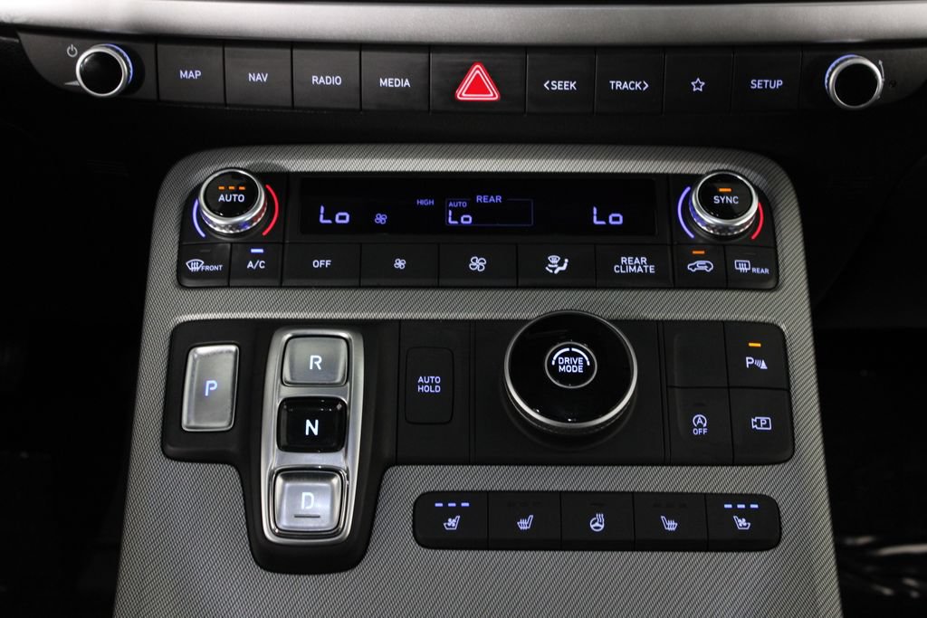 Used 2025 Hyundai Palisade SEL FWD image 23