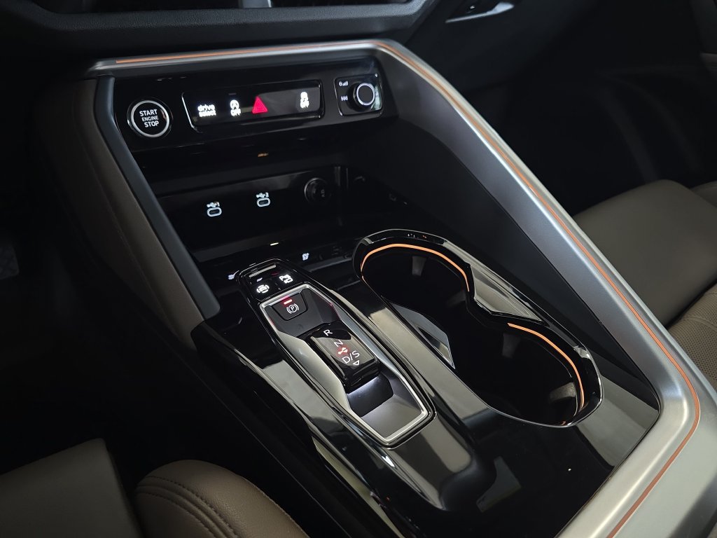 Certified 2025 Audi Q5 Prestige AWD/4WD image 24