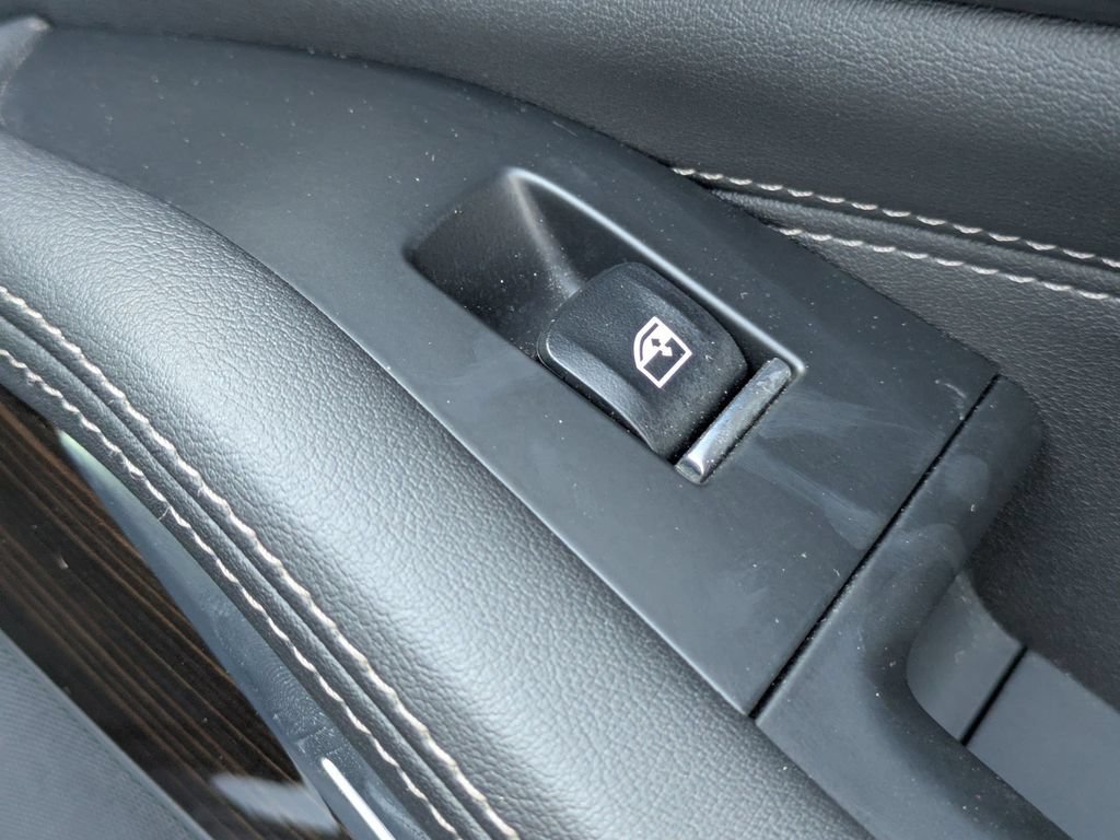 Used 2023 BMW X5 sDrive40i RWD image 39