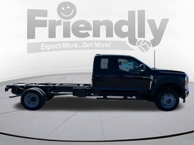 New 2026 Ford F550 4x4 SuperCab Super Duty image 4