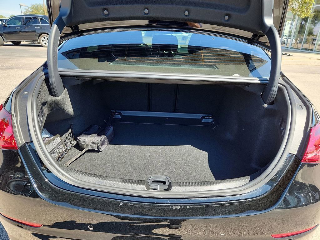 Used 2025 Mercedes-Benz C 300 Sedan image 12