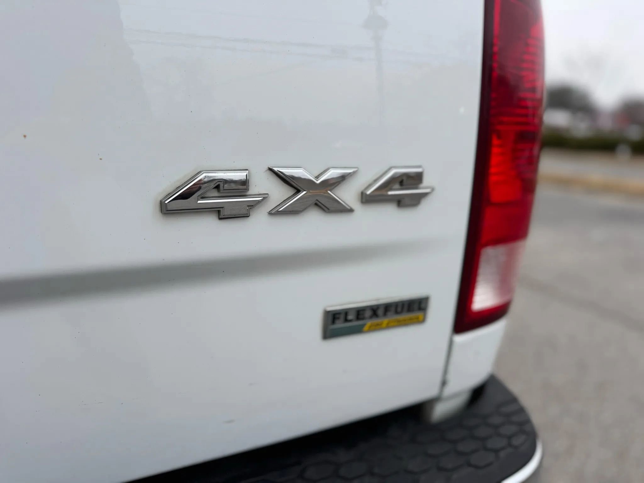 Used 2011 RAM 1500 Classic SLT image 18