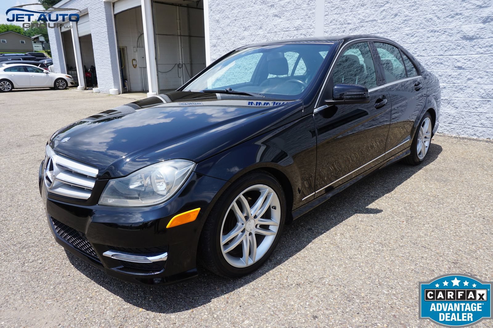 Used 2012 Mercedes-Benz C 300 4MATIC Sedan image 3