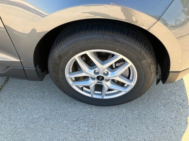 Used 2024 Ford Edge SEL AWD/4WD image 12