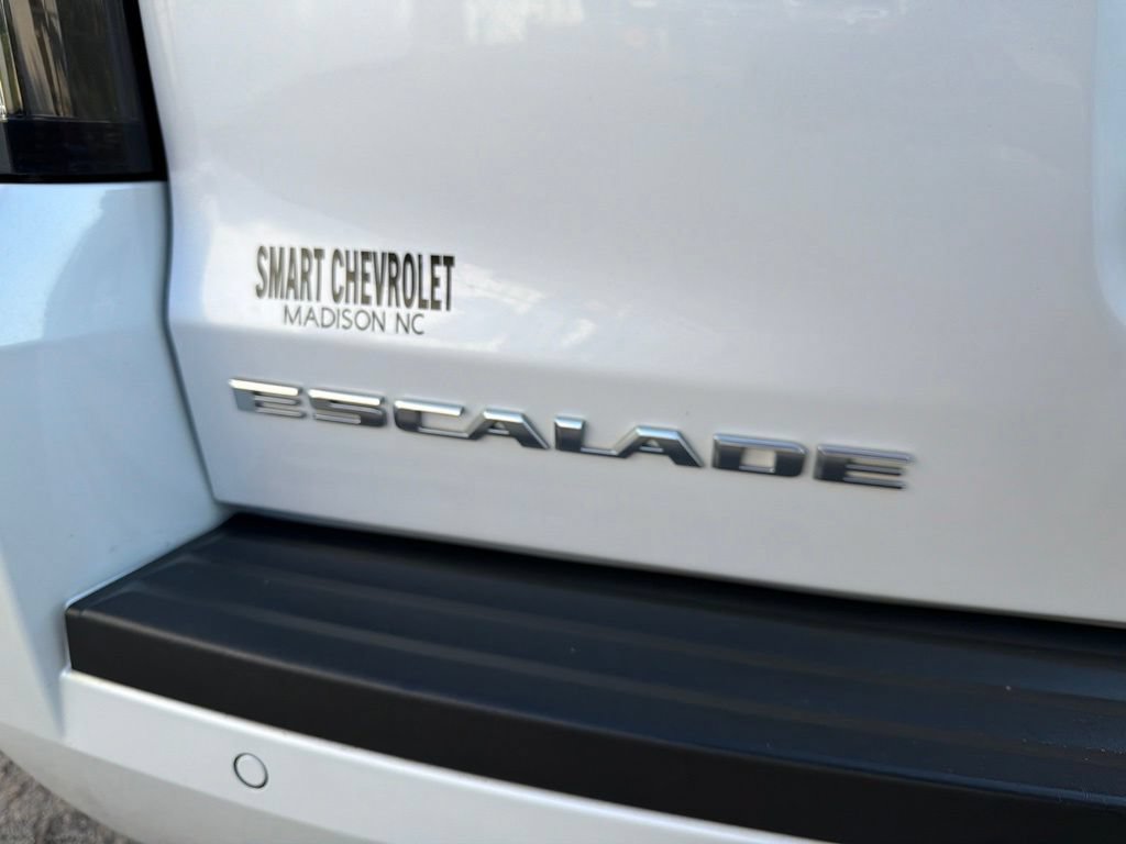 Used 2019 Cadillac Escalade Platinum AWD/4WD image 19
