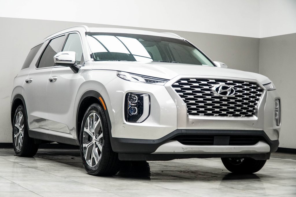 Used 2022 Hyundai Palisade SEL w/ Premium Package image 4