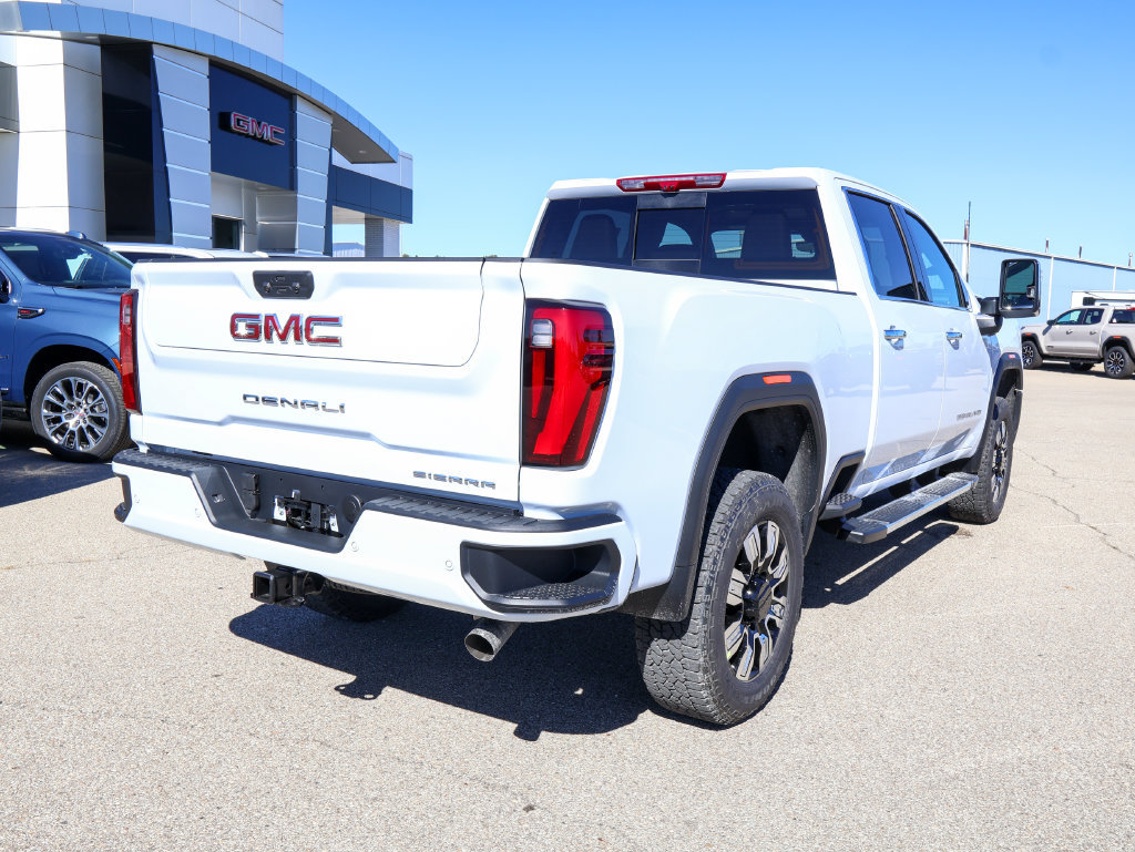 New 2026 GMC Sierra 3500 Denali w/ Denali Reserve Package AWD/4WD image 3