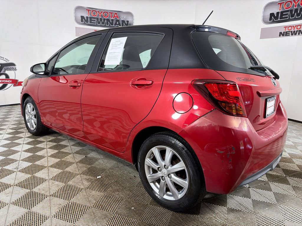 Used 2017 Toyota Yaris LE image 5