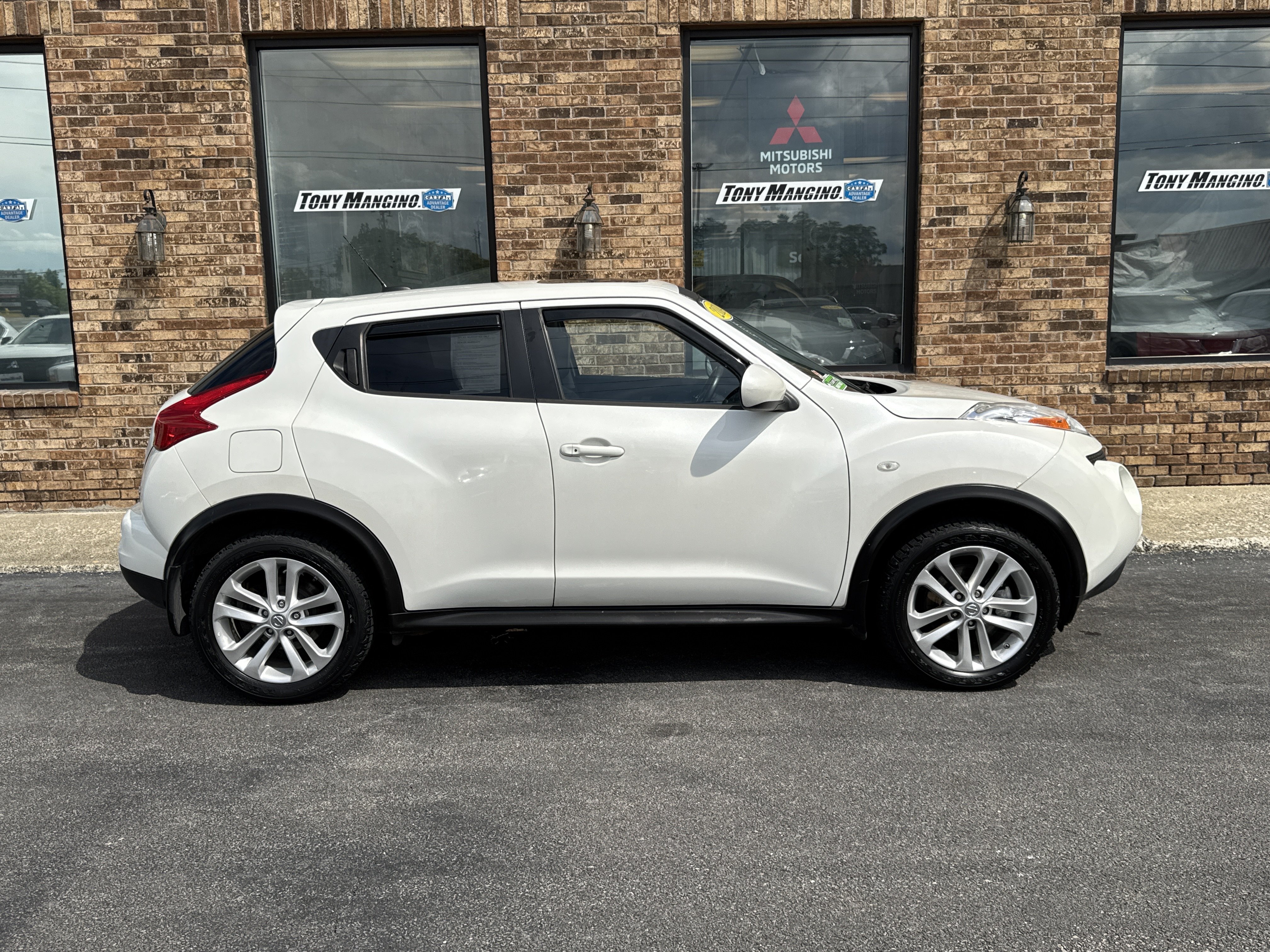 Used 2014 Nissan Juke SL AWD/4WD image 7