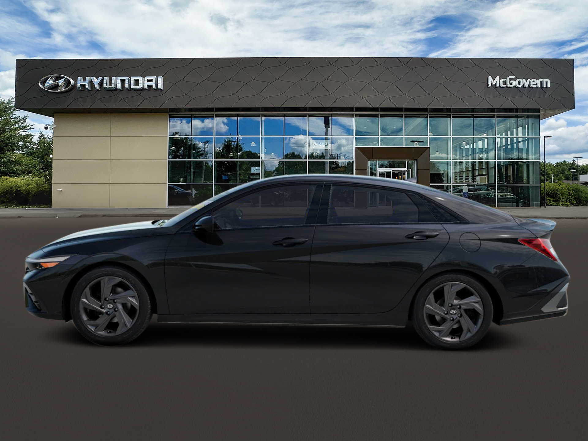 New 2026 Hyundai Elantra SEL Sport FWD image 3