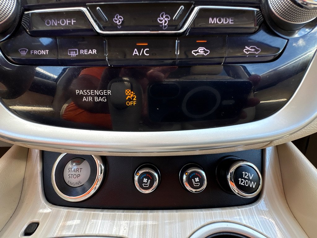 Used 2017 Nissan Murano Platinum w/ Platinum Technology Package FWD image 27