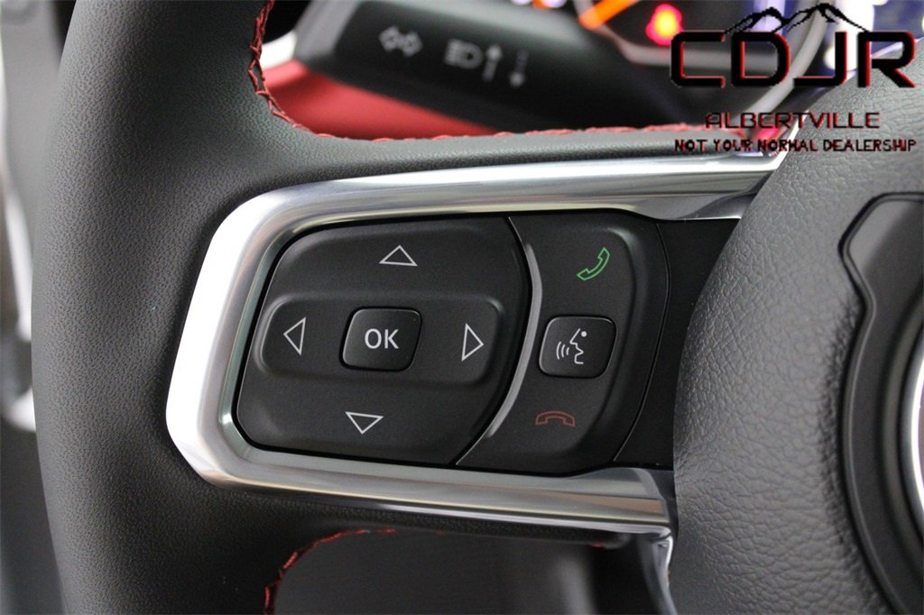 Used 2023 Jeep Gladiator Rubicon w/ Cold Weather Group image 44