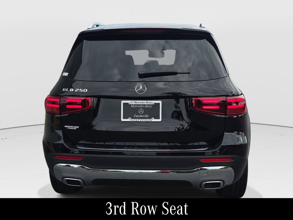 Used 2026 Mercedes-Benz GLB 250 image 7