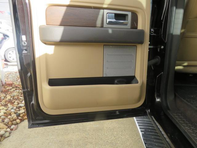 Used 2013 Ford F150 Lariat w/ Luxury Equipment Group image 24