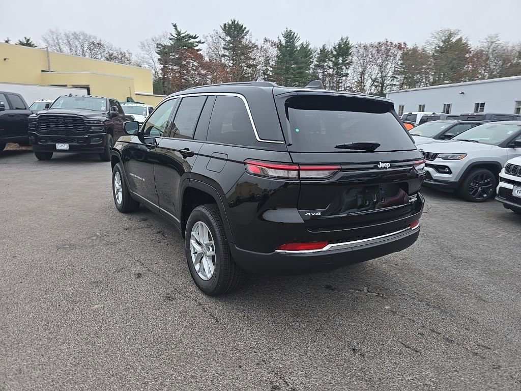 New 2025 Jeep Grand Cherokee Laredo X image 5
