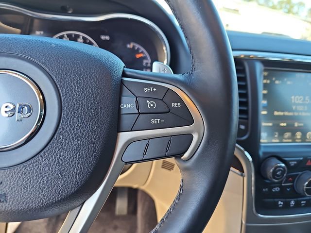 Used 2017 Jeep Grand Cherokee Limited w/ Luxury Group II image 18