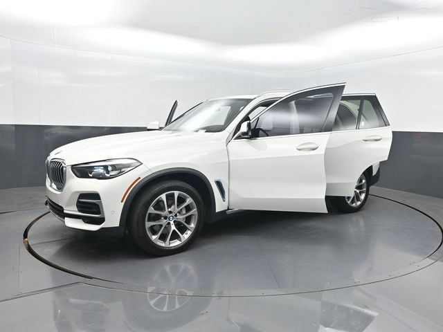 Used 2023 BMW X5 xDrive40i w/ Premium Package AWD/4WD image 40