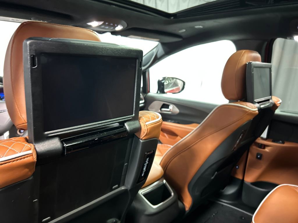 New 2026 Chrysler Pacifica Pinnacle image 23