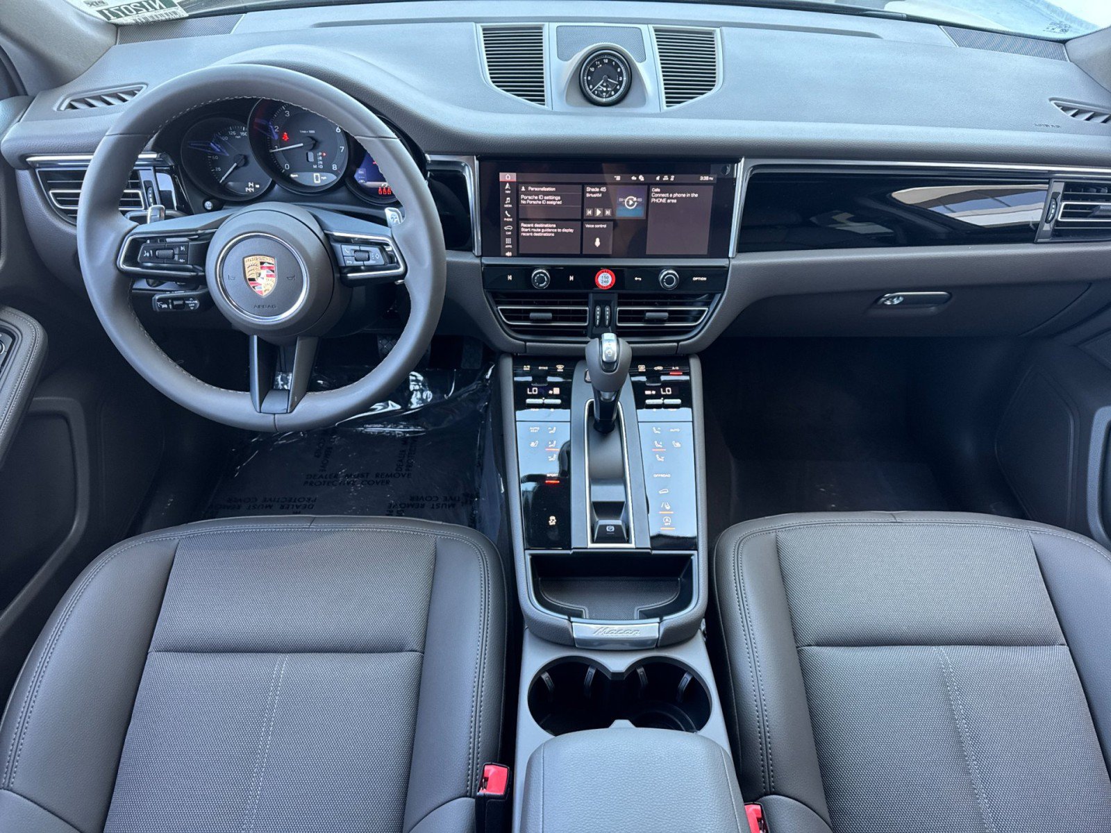 New 2026 Porsche Macan AWD/4WD image 6